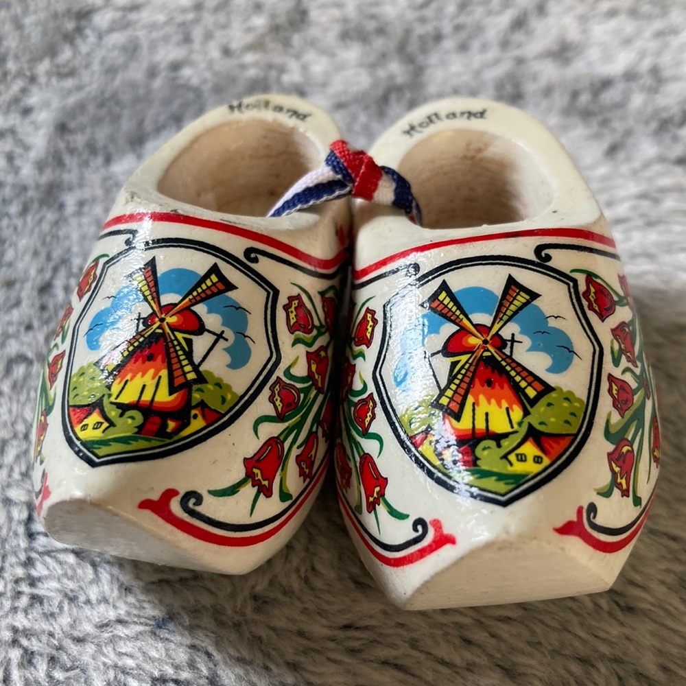 Small Detailed Wooden White Clogs - made in Holland🌟
